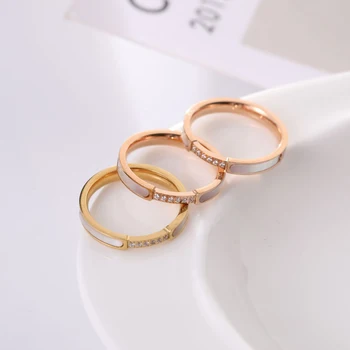 2021 Двойка пръстени 6 Пръстени във формата на кристални чаши Дамски пръстен на показалеца на пръстите от титанов стомана с покритие от розово злато