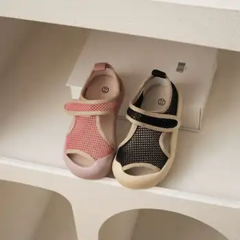 2024 Нова лятна детска окото обувки за момчета и момичета, дишащи сандали, детска мека, градинска обувки с нескользящими куки