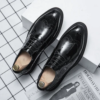 Италиански Мъжки Черни Модела Сватбени обувки От Лачена Кожа На дантела-Мъжки Oxfords С Перфорации Тип Броги Класически Бизнес Мъжки Луксозни Официални Обувки