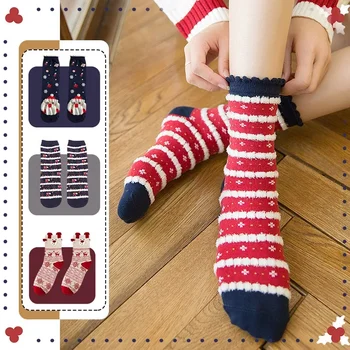 Новост в нови коледни чорапи, женски червени анимационни чорапи Moose, чудесни чорапи от коралов кадифе японски и корейски серии