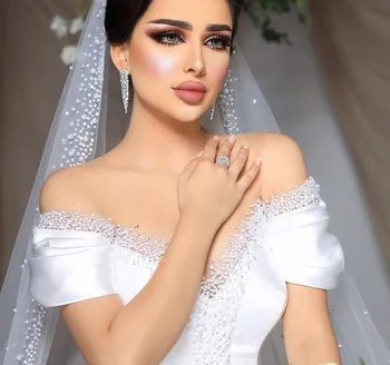 Сватбени рокли от арабски на Дубай с атласным мъниста и перли 2024 г. с открити рамене, с високо качество дамски сватбени рокли дантела, Robe de Mariée